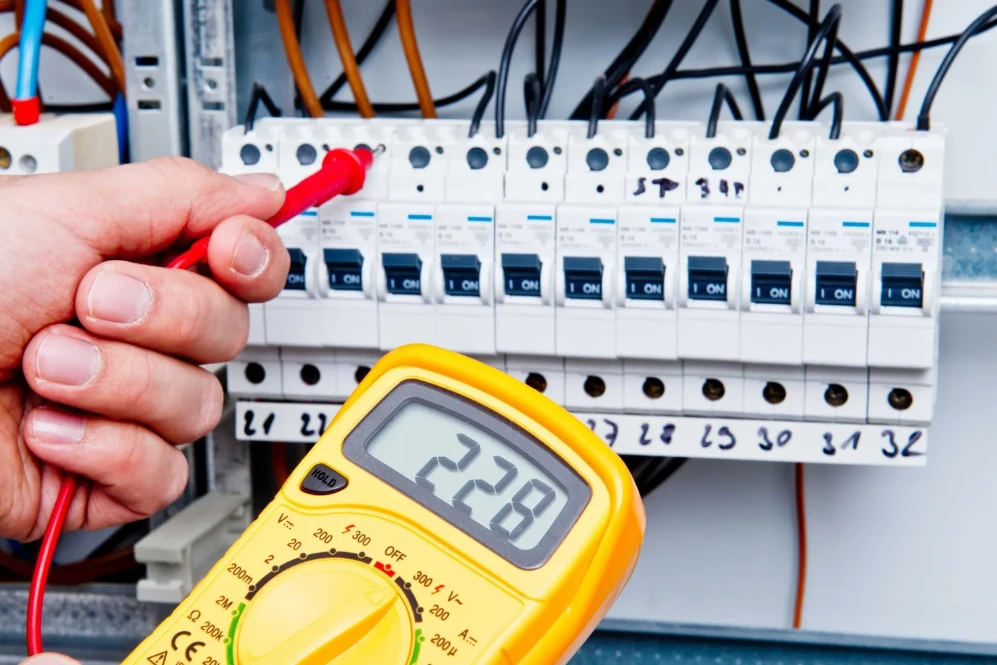 panel electric 1