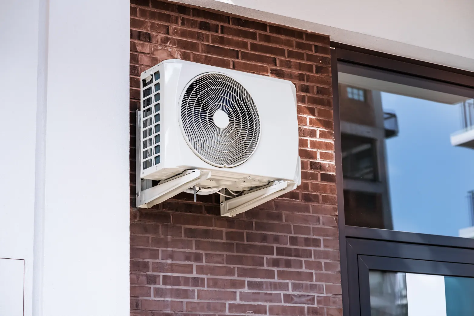 ac heat pump heating ductless 3